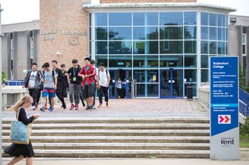 Schule Canterbury