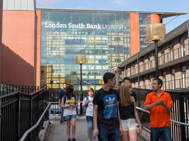 Embassy Sprachschule South Bank, London